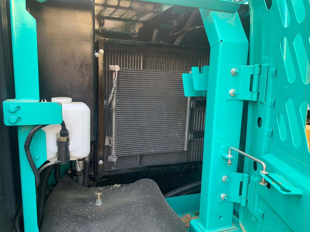 KOBELCO SK75-8 - Bandgrävare: bild 2 KOBELCO SK75-8 - Bandgrävare: bild 2