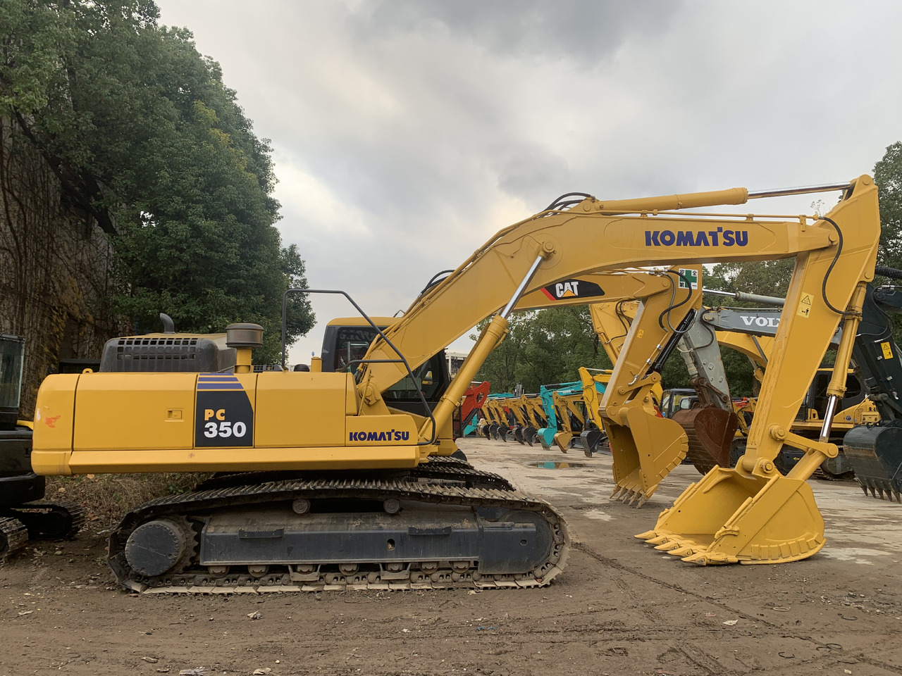 KOMATSU PC350-7 - Bandgrävare: bild 1 KOMATSU PC350-7 - Bandgrävare: bild 1