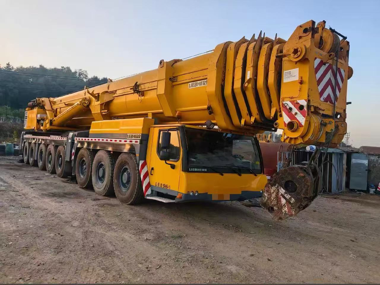 LIEBHERR LTM 1500-8.1 - Allterrängkran: bild 4 LIEBHERR LTM 1500-8.1 - Allterrängkran: bild 4