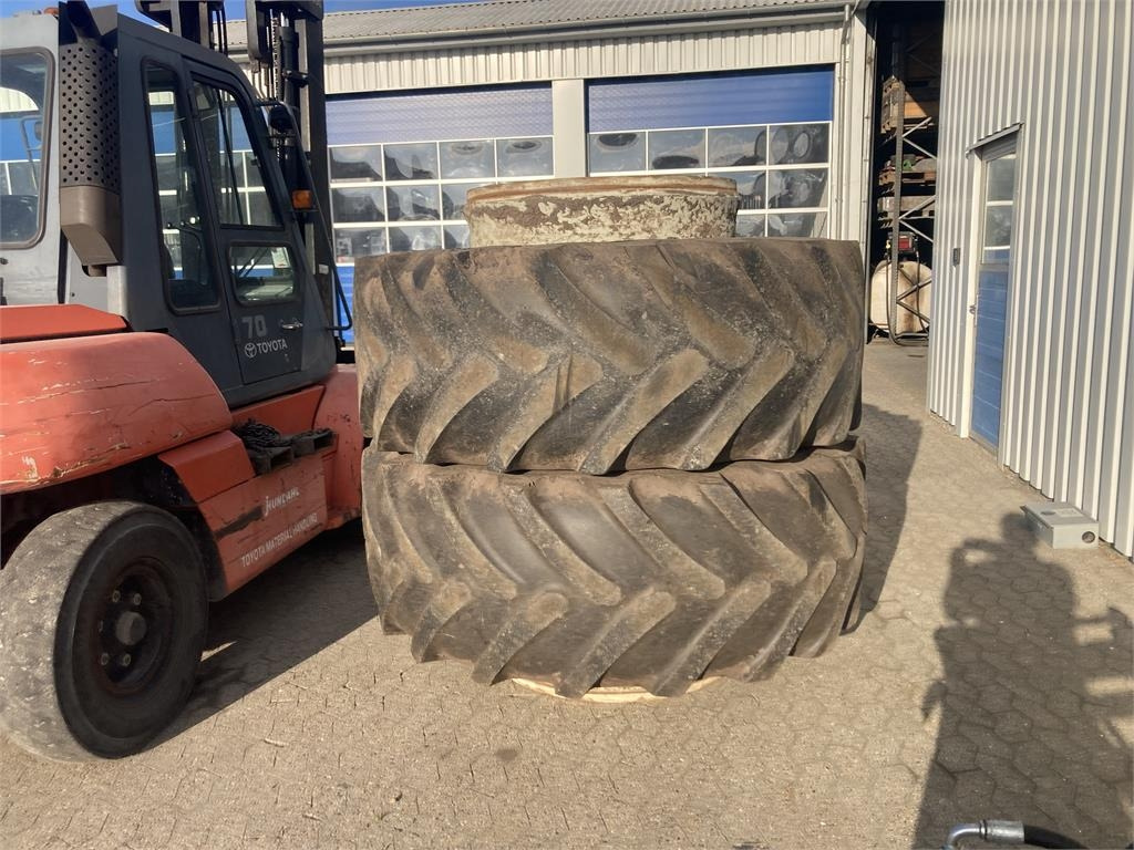 Michelin 650/75X38 - Däck för Lantbruksmaskiner: bild 2 Michelin 650/75X38 - Däck för Lantbruksmaskiner: bild 2