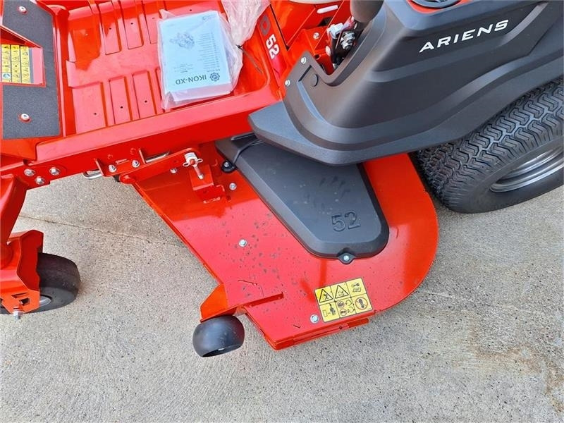 Ariens IKON XD 52" (132 Cm. Klippe bredde) - Kommunaltraktor: bild 5 Ariens IKON XD 52" (132 Cm. Klippe bredde) - Kommunaltraktor: bild 5