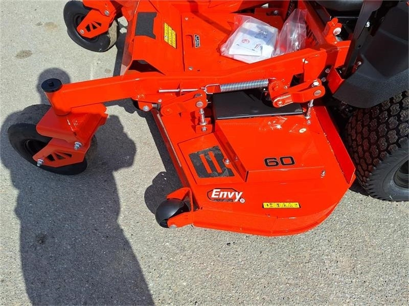 Ariens Zenith 60" (152 cm Klippe bredde) - Kommunaltraktor: bild 5 Ariens Zenith 60" (152 cm Klippe bredde) - Kommunaltraktor: bild 5