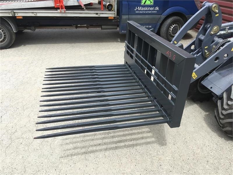 - - - Belægningsgreb 1.30 m. - Skopa för Byggmaskiner: bild 1 - - - Belægningsgreb 1.30 m. - Skopa för Byggmaskiner: bild 1