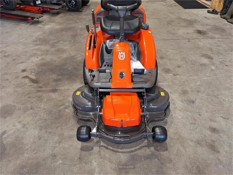 Husqvarna Rider R214 TC 103 cm klipper - Kommunaltraktor: bild 5 Husqvarna Rider R214 TC 103 cm klipper - Kommunaltraktor: bild 5