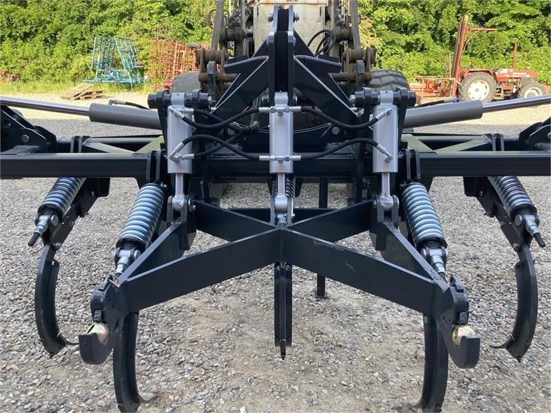 - - - J-Maskiner dybdeharveforsats 6 m. - Harv: bild 2 - - - J-Maskiner dybdeharveforsats 6 m. - Harv: bild 2