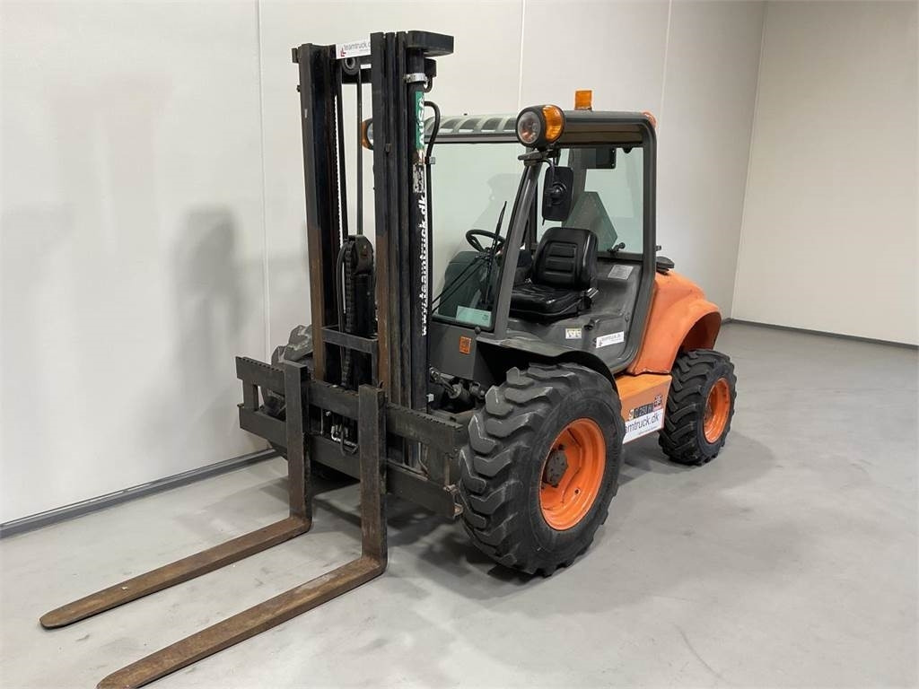 Ausa C250HX4 - Terrängtruck: bild 4 Ausa C250HX4 - Terrängtruck: bild 4