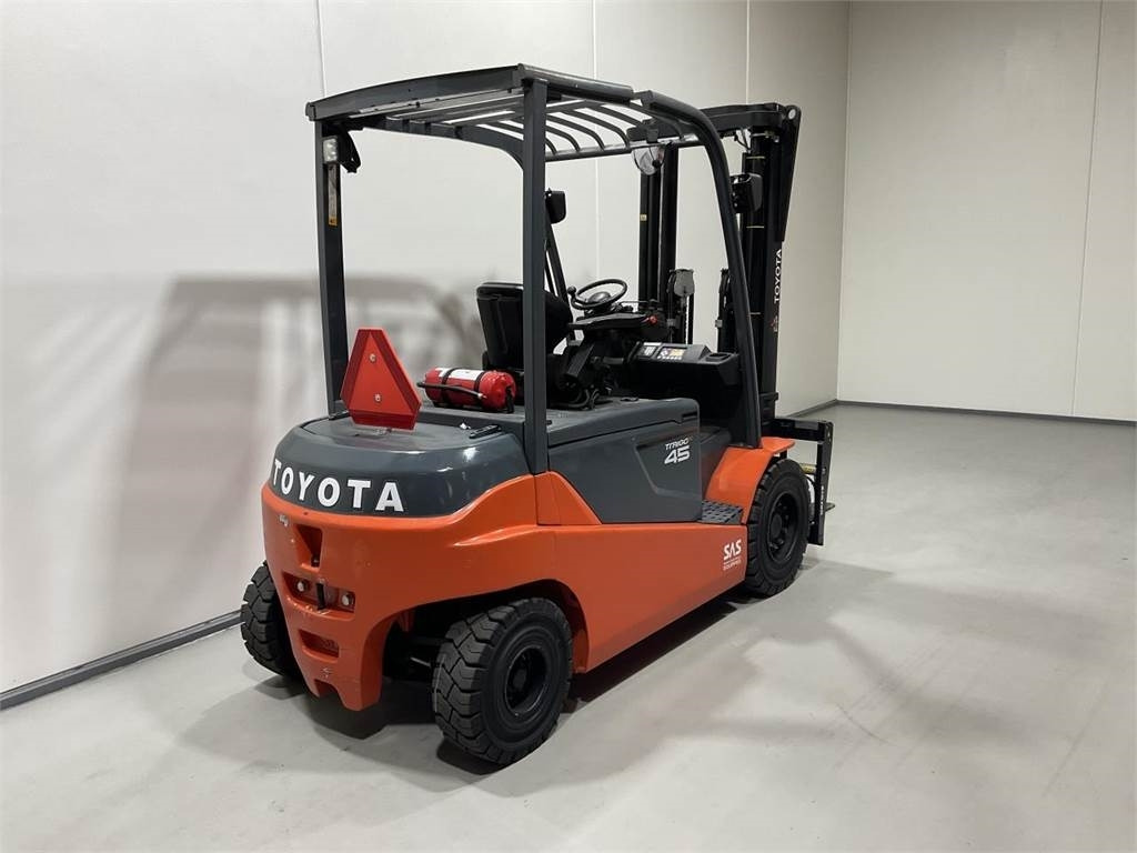 Toyota 8FBMT45 - Eltruck: bild 2 Toyota 8FBMT45 - Eltruck: bild 2