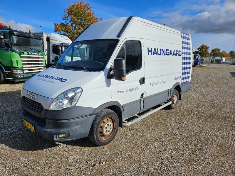 Iveco Daily 2,3 35S15 13,2m³ Van 5d - Skåpbil: bild 1 Iveco Daily 2,3 35S15 13,2m³ Van 5d - Skåpbil: bild 1