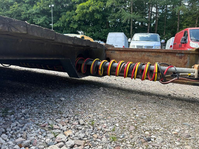 Nooteboom Machine trailer W/ extendable bed & Hyd Ramps - Låg lastare semitrailer: bild 4 Nooteboom Machine trailer W/ extendable bed & Hyd Ramps - Låg lastare semitrailer: bild 4