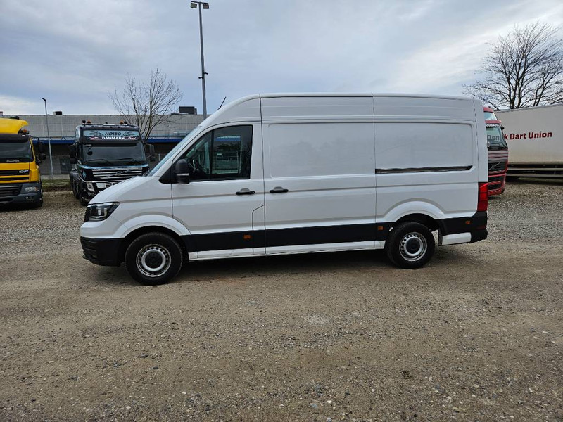 Volkswagen Crafter 35 // 4 motion 4x4 // AUT // 5 Doors - Skåpbil: bild 2 Volkswagen Crafter 35 // 4 motion 4x4 // AUT // 5 Doors - Skåpbil: bild 2