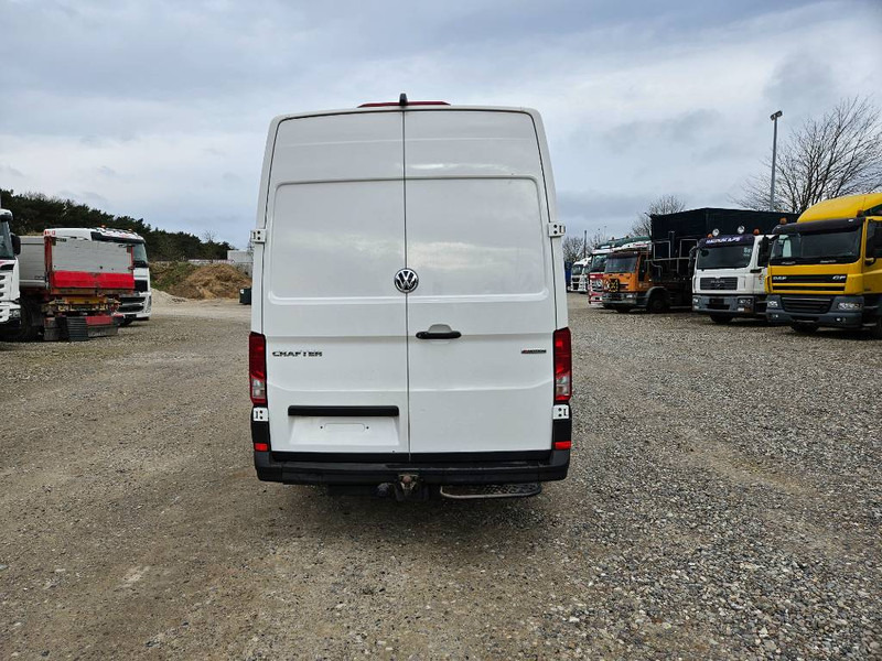 Volkswagen Crafter 35 // 4 motion 4x4 // AUT // 5 Doors - Skåpbil: bild 4 Volkswagen Crafter 35 // 4 motion 4x4 // AUT // 5 Doors - Skåpbil: bild 4