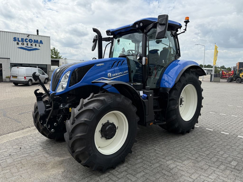 New Holland T6.145 AC STAGE V - Traktor: bild 1 New Holland T6.145 AC STAGE V - Traktor: bild 1