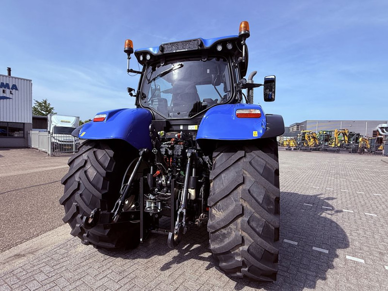 New Holland T7.245 AC STAGE V - Traktor: bild 4 New Holland T7.245 AC STAGE V - Traktor: bild 4