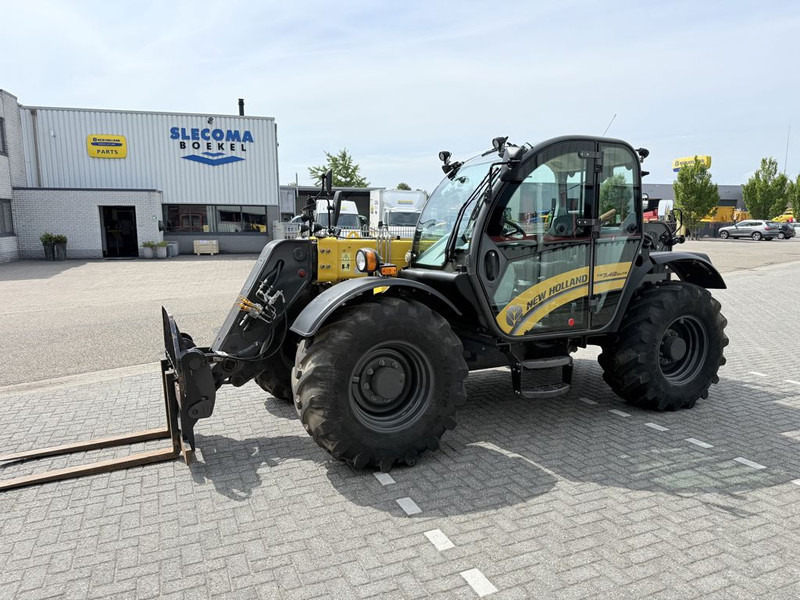 New Holland TH7.42 Elite Verreiker - Teleskoplastar: bild 1 New Holland TH7.42 Elite Verreiker - Teleskoplastar: bild 1
