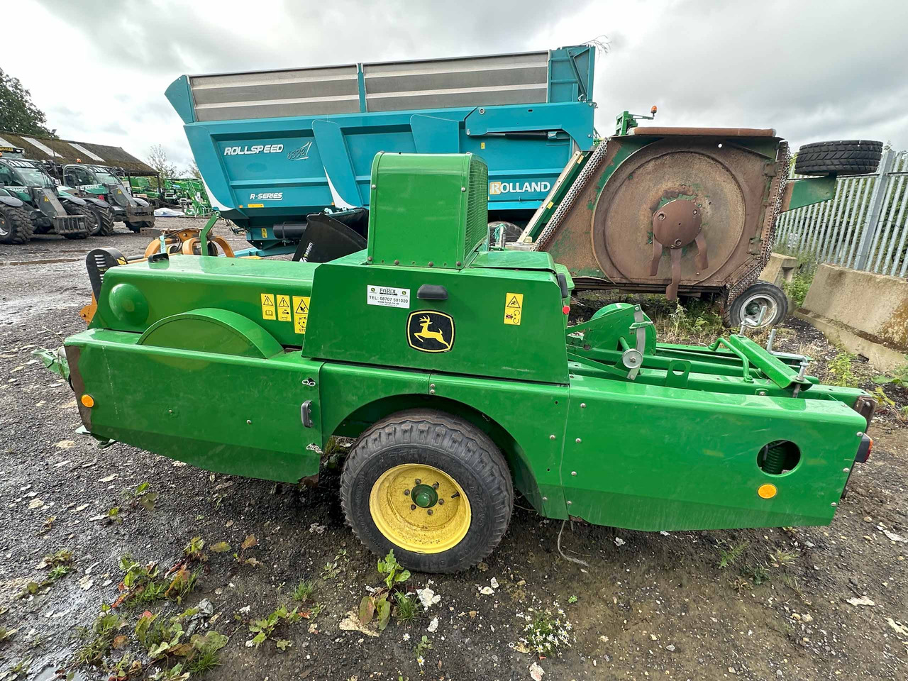John Deere 459 baler - Fyrkantspress: bild 2 John Deere 459 baler - Fyrkantspress: bild 2