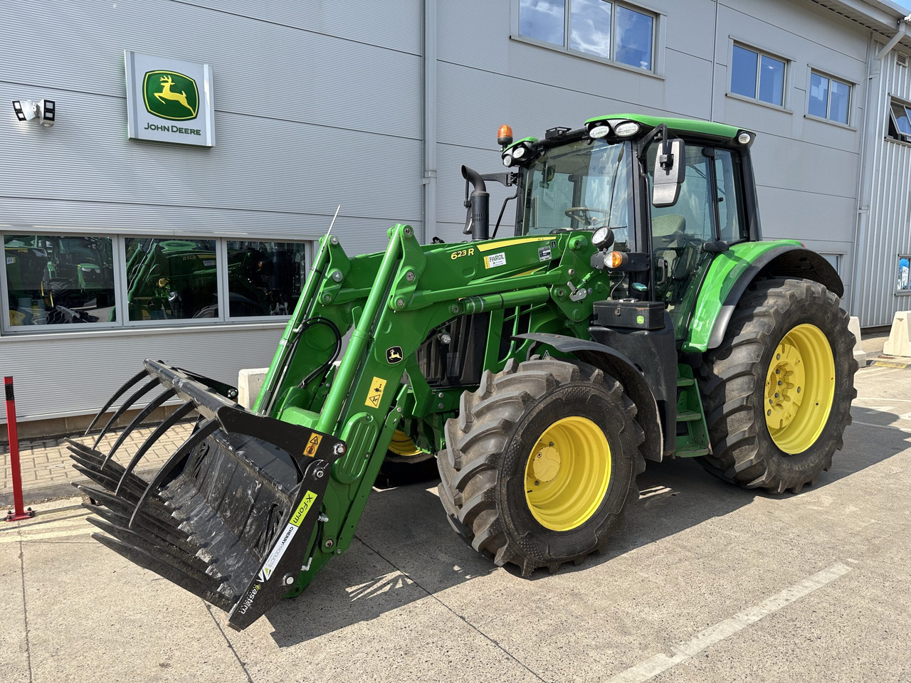 John Deere 6120M - Traktor: bild 1 John Deere 6120M - Traktor: bild 1