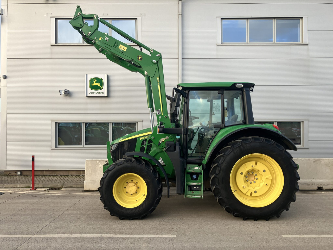 John Deere 6120M - Traktor: bild 2 John Deere 6120M - Traktor: bild 2