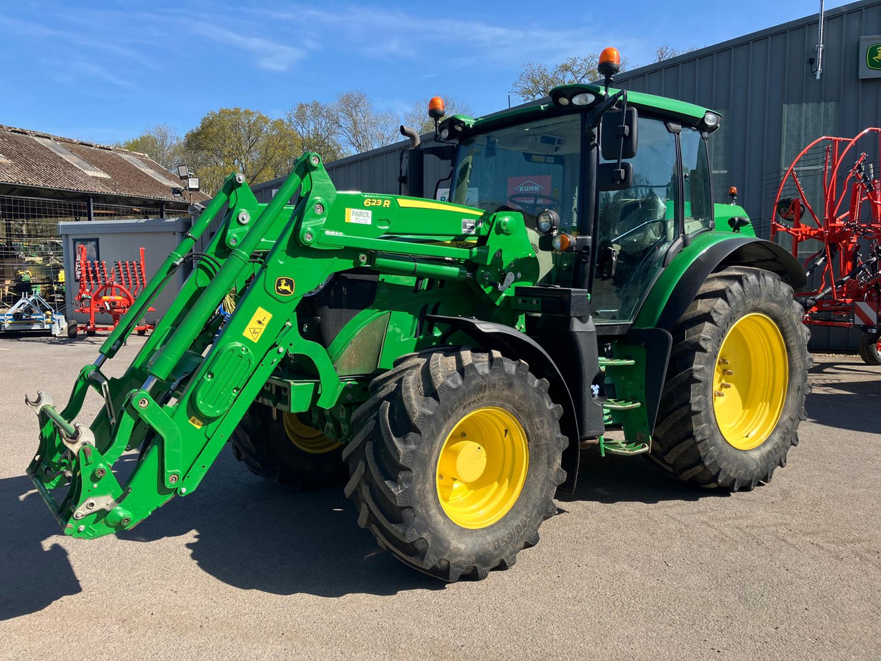 John Deere 6130R - Traktor: bild 1 John Deere 6130R - Traktor: bild 1