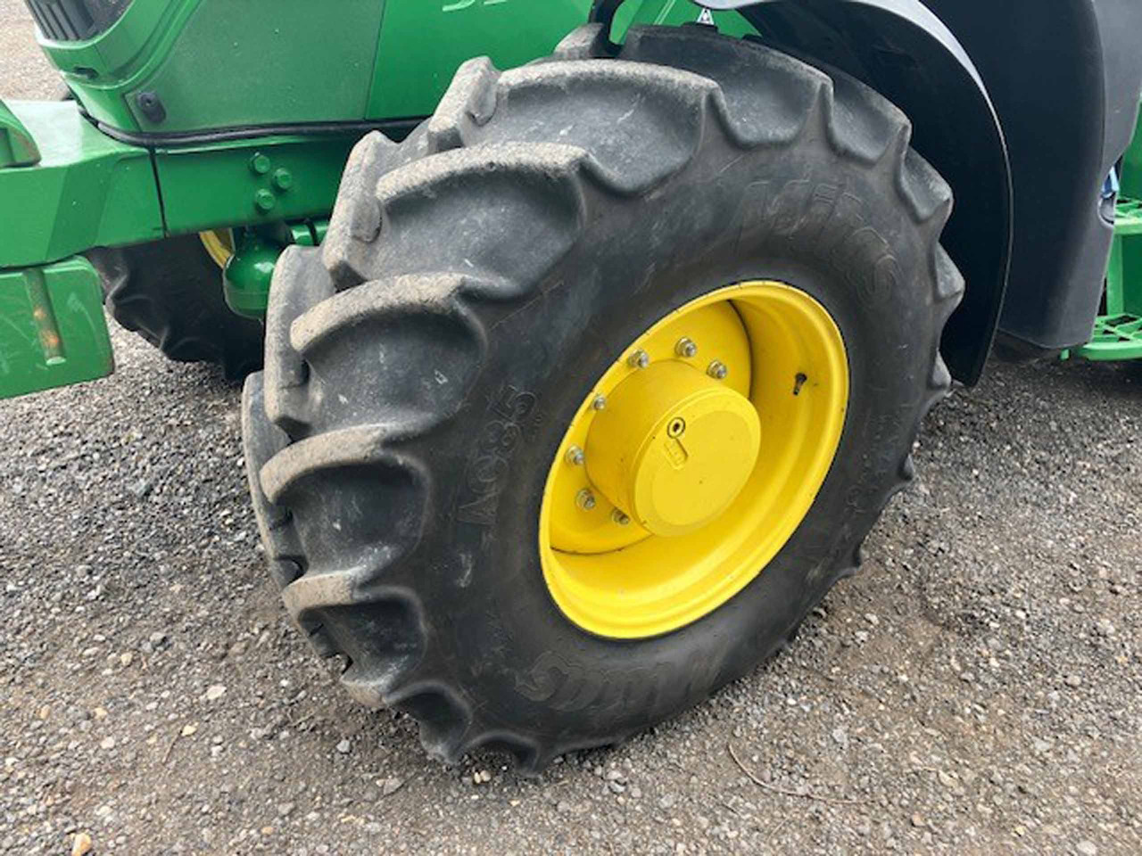John Deere 6145M - Traktor: bild 2 John Deere 6145M - Traktor: bild 2