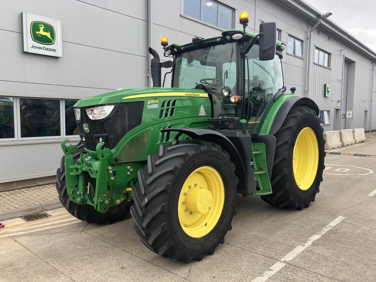 John Deere 6155R - Traktor: bild 1 John Deere 6155R - Traktor: bild 1