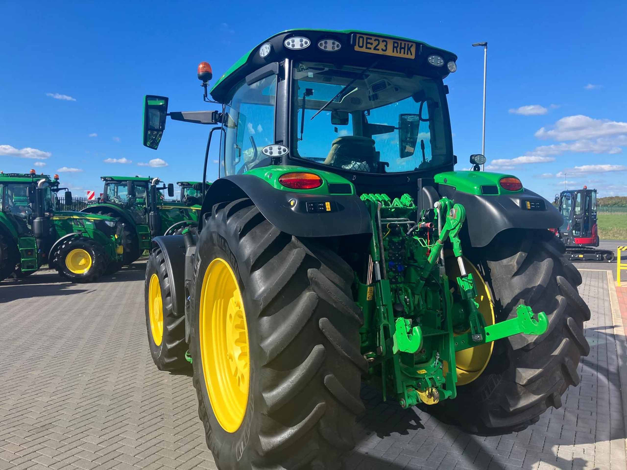 John Deere 6R 185 - Traktor: bild 2 John Deere 6R 185 - Traktor: bild 2