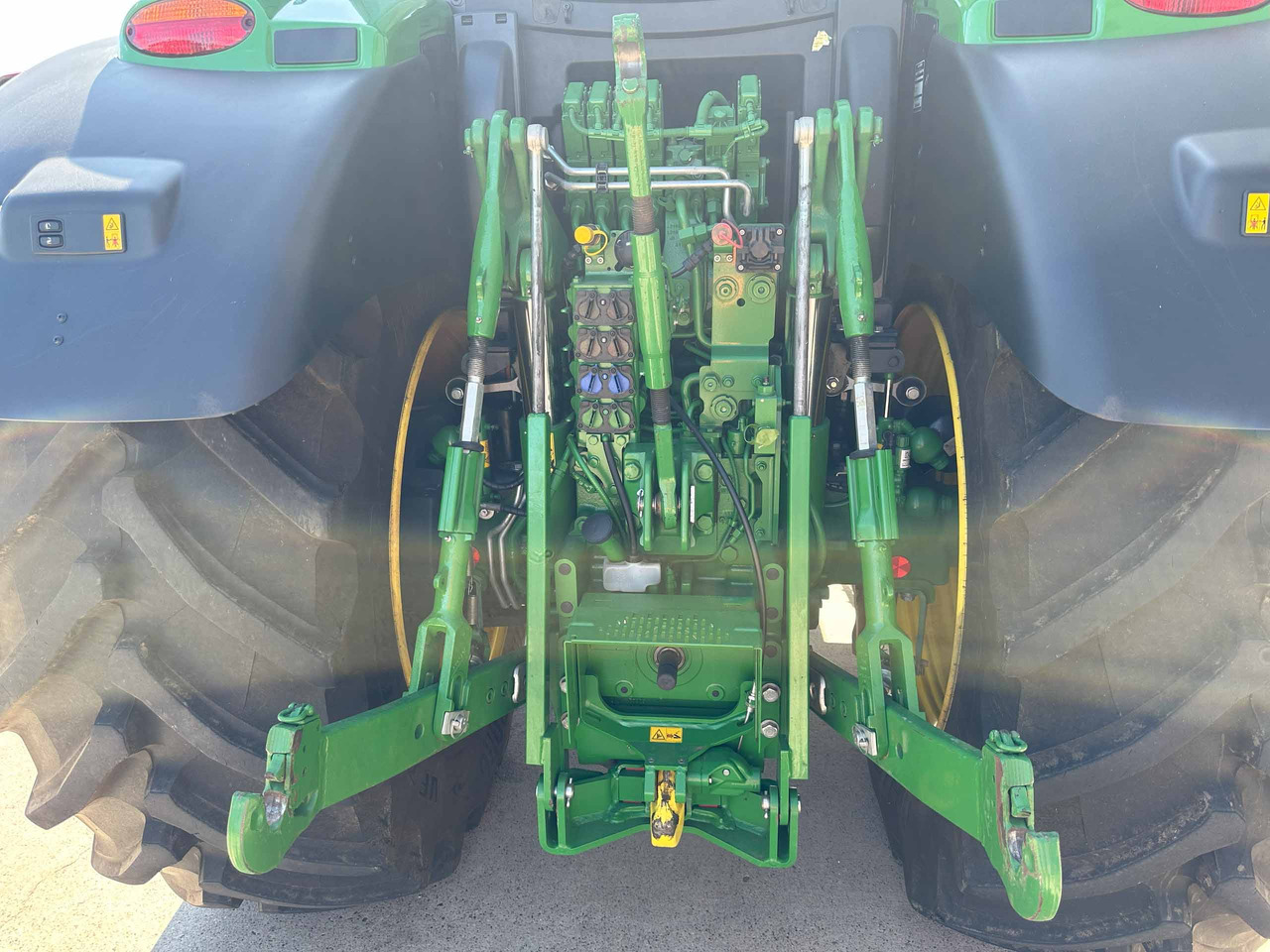 John Deere 6R 215 - Traktor: bild 5 John Deere 6R 215 - Traktor: bild 5