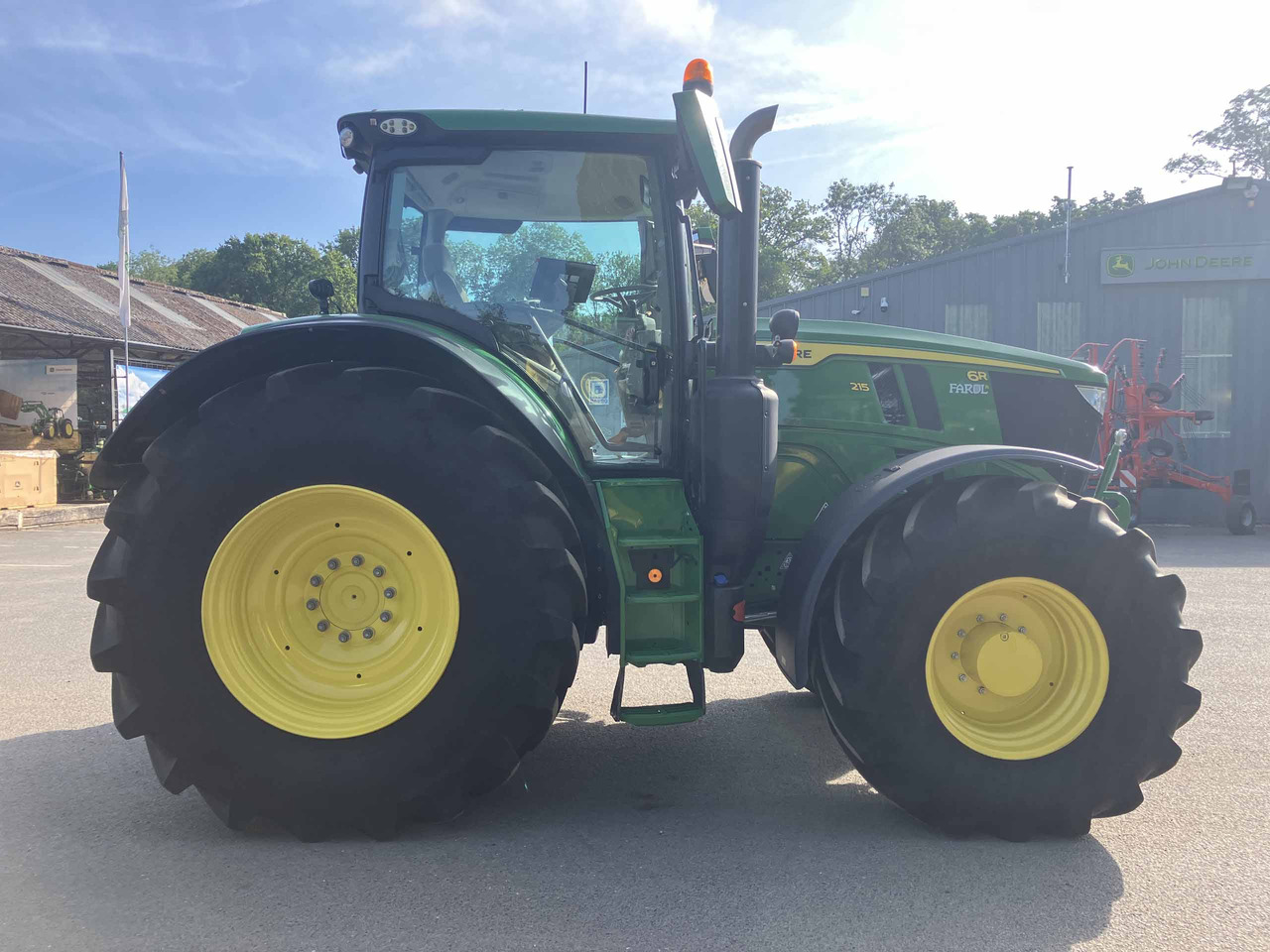 John Deere 6R 215 - Traktor: bild 5 John Deere 6R 215 - Traktor: bild 5