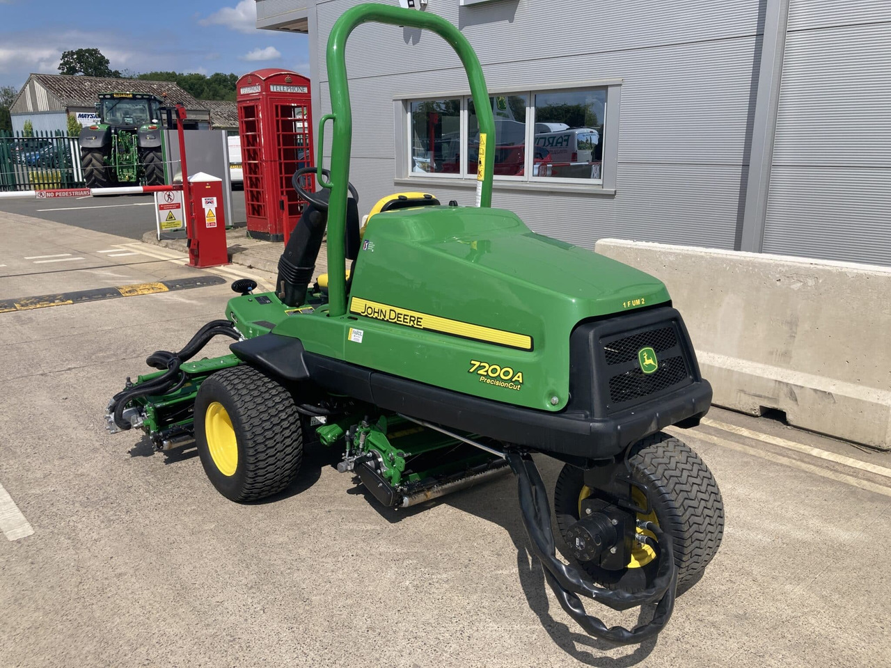 John Deere 7200A utility mower - Gräsklippare: bild 3 John Deere 7200A utility mower - Gräsklippare: bild 3