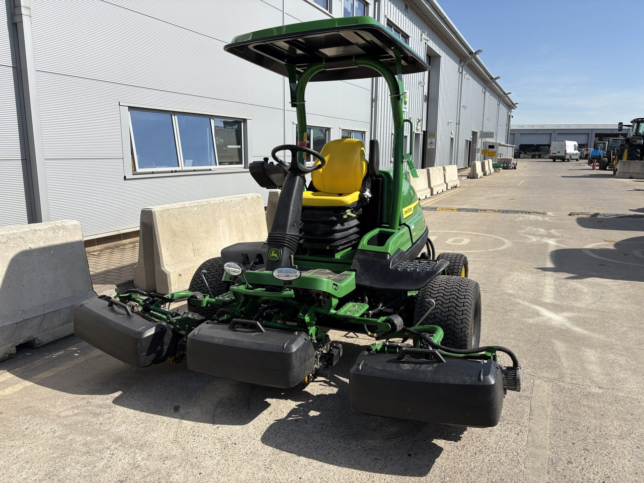 John Deere 7500A E-Cut - Gräsklippare: bild 2 John Deere 7500A E-Cut - Gräsklippare: bild 2