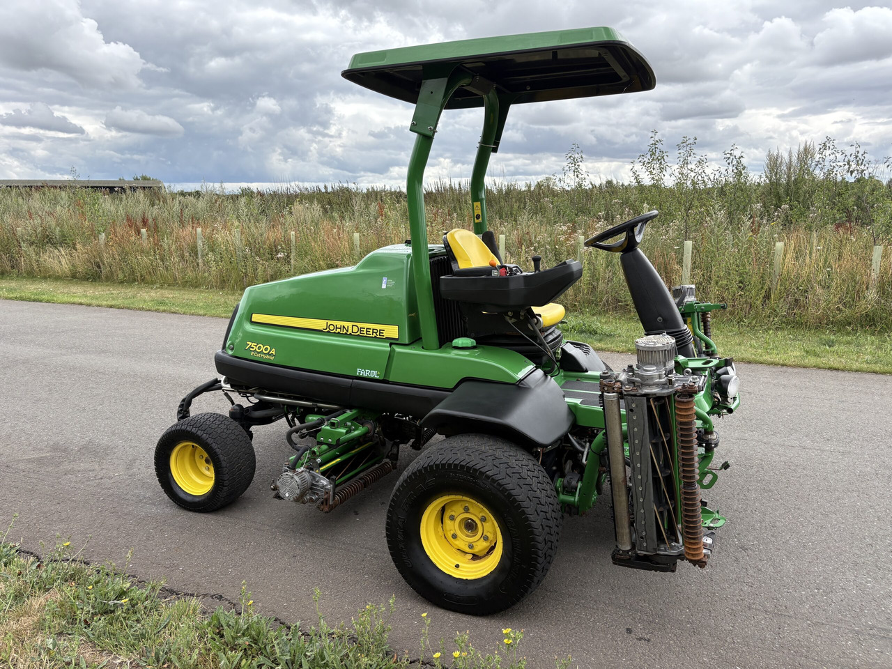 John Deere 7500AE Fairway Mower - Gräsklippare: bild 3 John Deere 7500AE Fairway Mower - Gräsklippare: bild 3