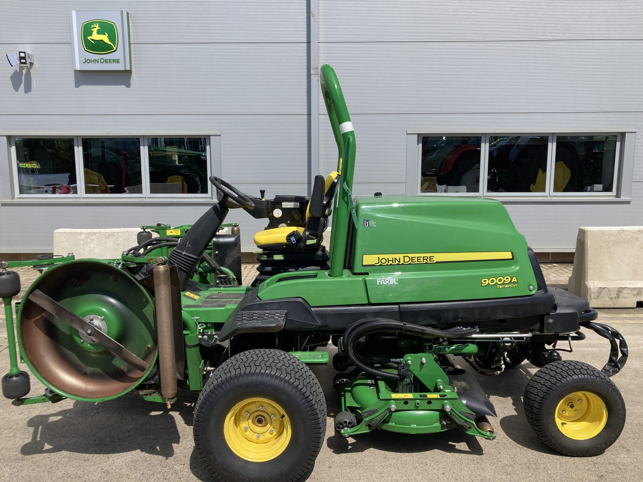 John Deere 9009A 5 pod rotary mower - Gräsklippare: bild 2 John Deere 9009A 5 pod rotary mower - Gräsklippare: bild 2