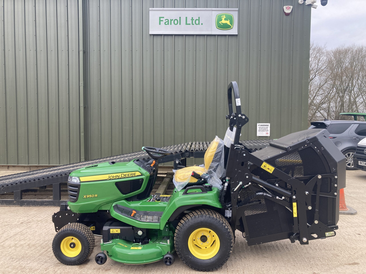 John Deere X950R ride on cut and collect mower - Gräsklippare: bild 2 John Deere X950R ride on cut and collect mower - Gräsklippare: bild 2