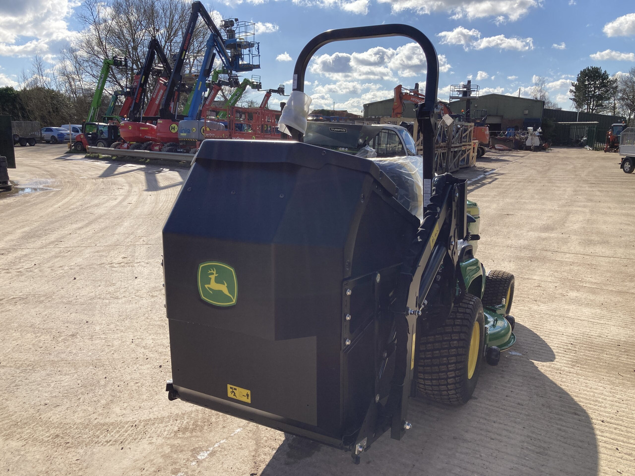 John Deere X950R ride on cut and collect mower - Gräsklippare: bild 5 John Deere X950R ride on cut and collect mower - Gräsklippare: bild 5
