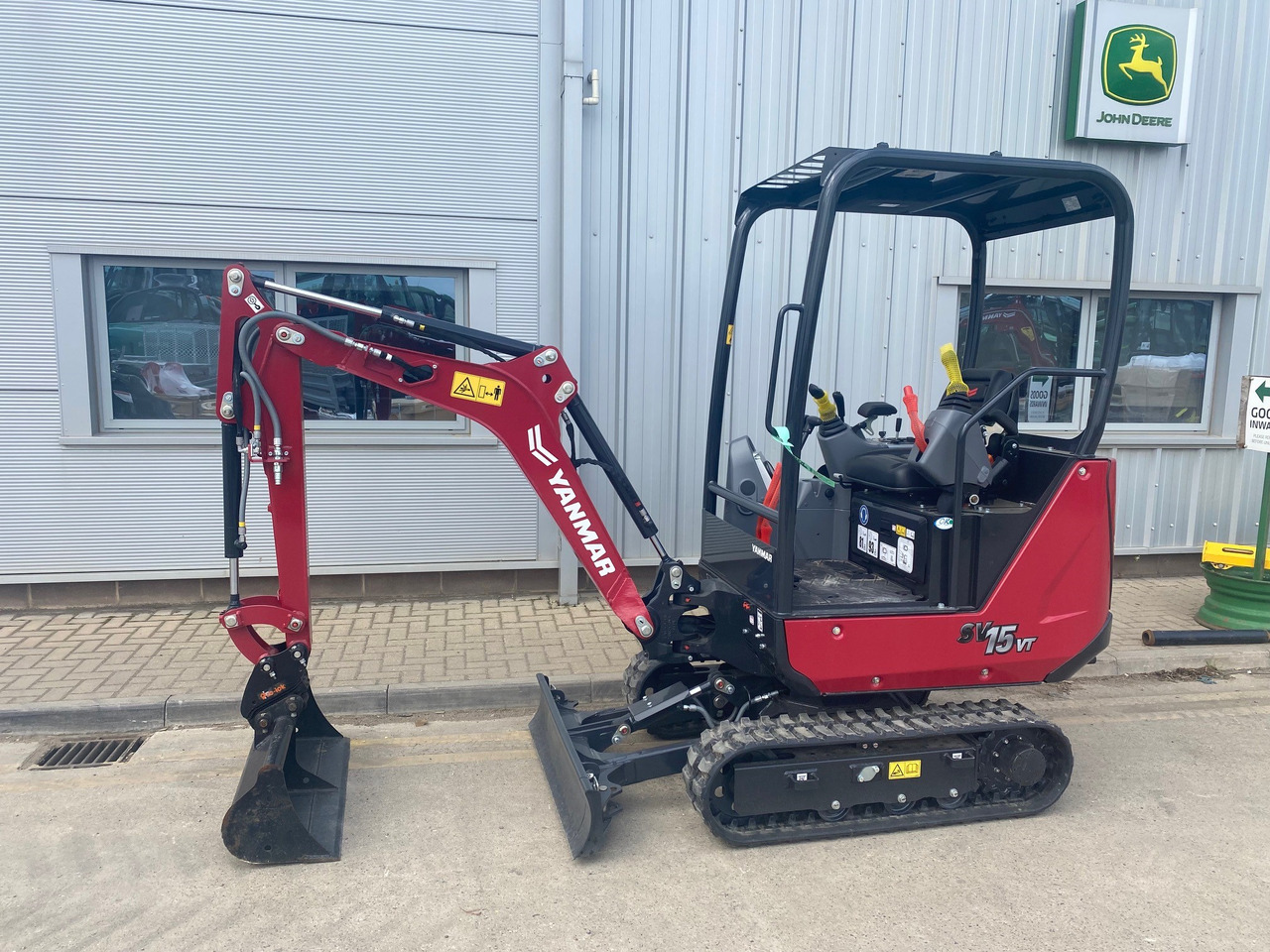 Yanmar SV15vt - Grävmaskin: bild 1 Yanmar SV15vt - Grävmaskin: bild 1
