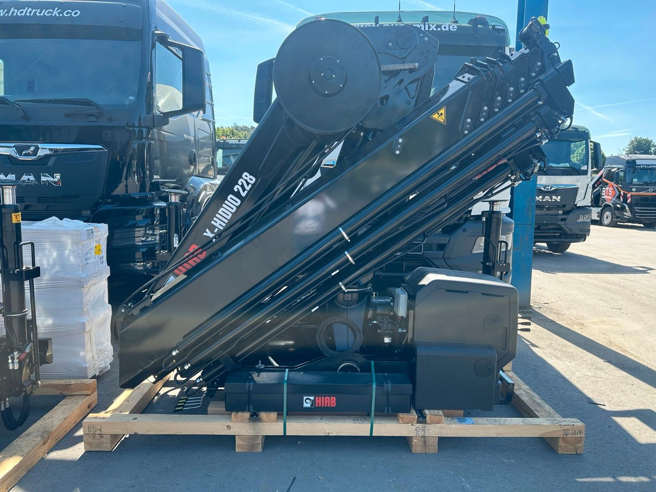 Kran Hiab X Hiduo 228-6 - Kranbil: bild 1 Kran Hiab X Hiduo 228-6 - Kranbil: bild 1