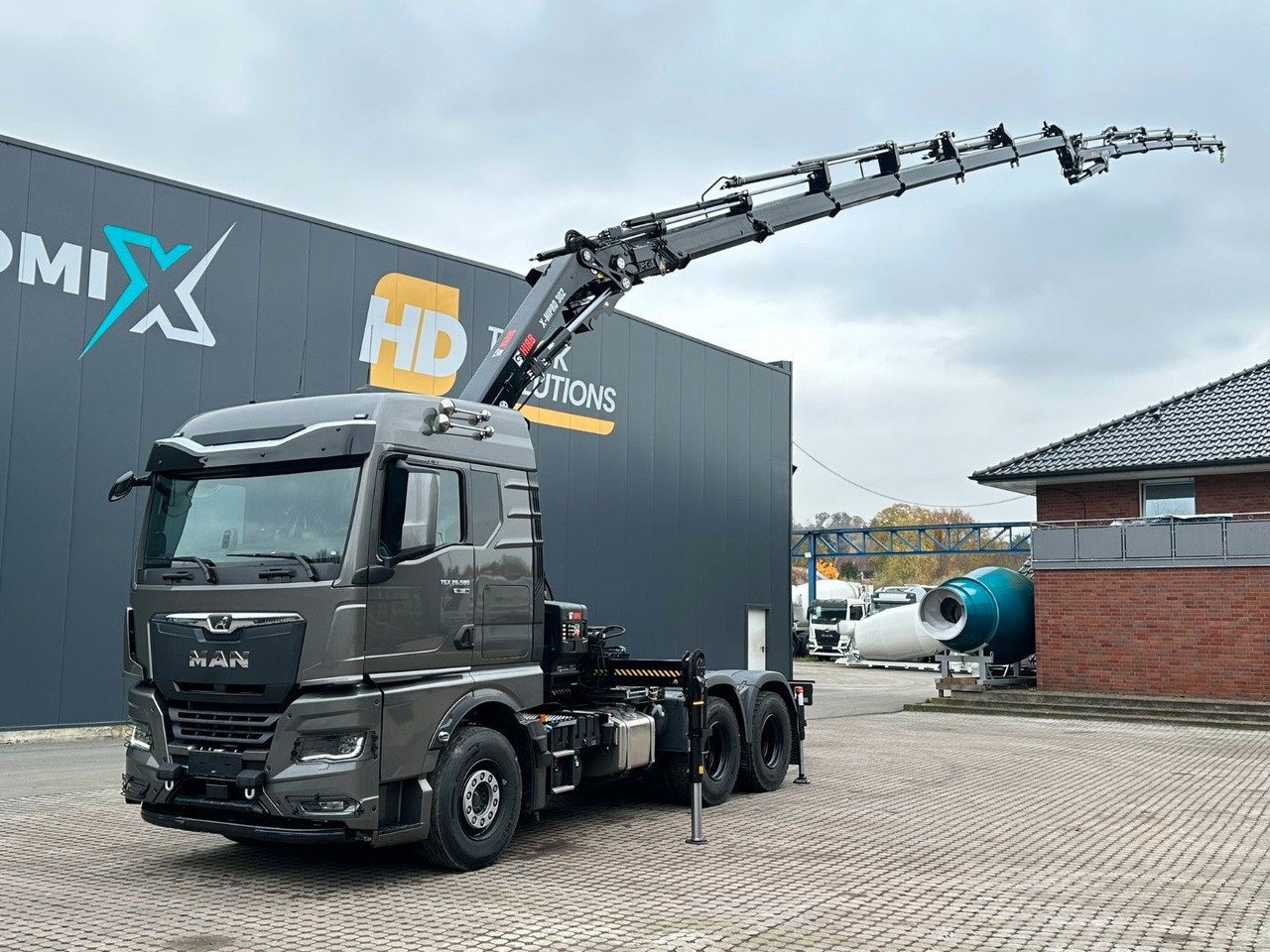 MAN TGX 26.580 6x4 Kran Hiab 302-6 + Jib-4 - Kranbil: bild 2 MAN TGX 26.580 6x4 Kran Hiab 302-6 + Jib-4 - Kranbil: bild 2