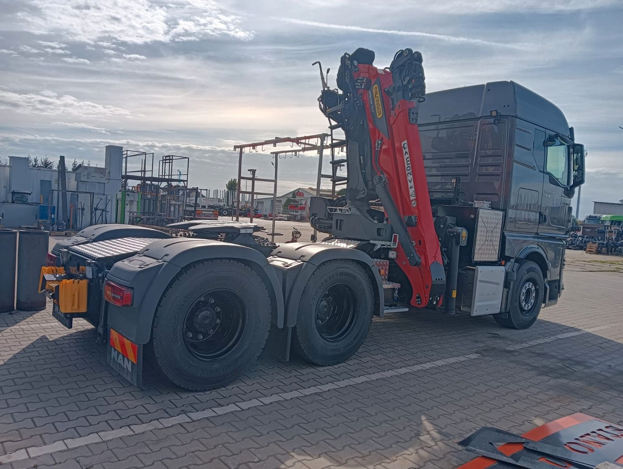 MAN TGX 26.580 6x4 LANGHOLZ EPSILON TZ 17 - Timmerbil, Kranbil: bild 2 MAN TGX 26.580 6x4 LANGHOLZ EPSILON TZ 17 - Timmerbil, Kranbil: bild 2