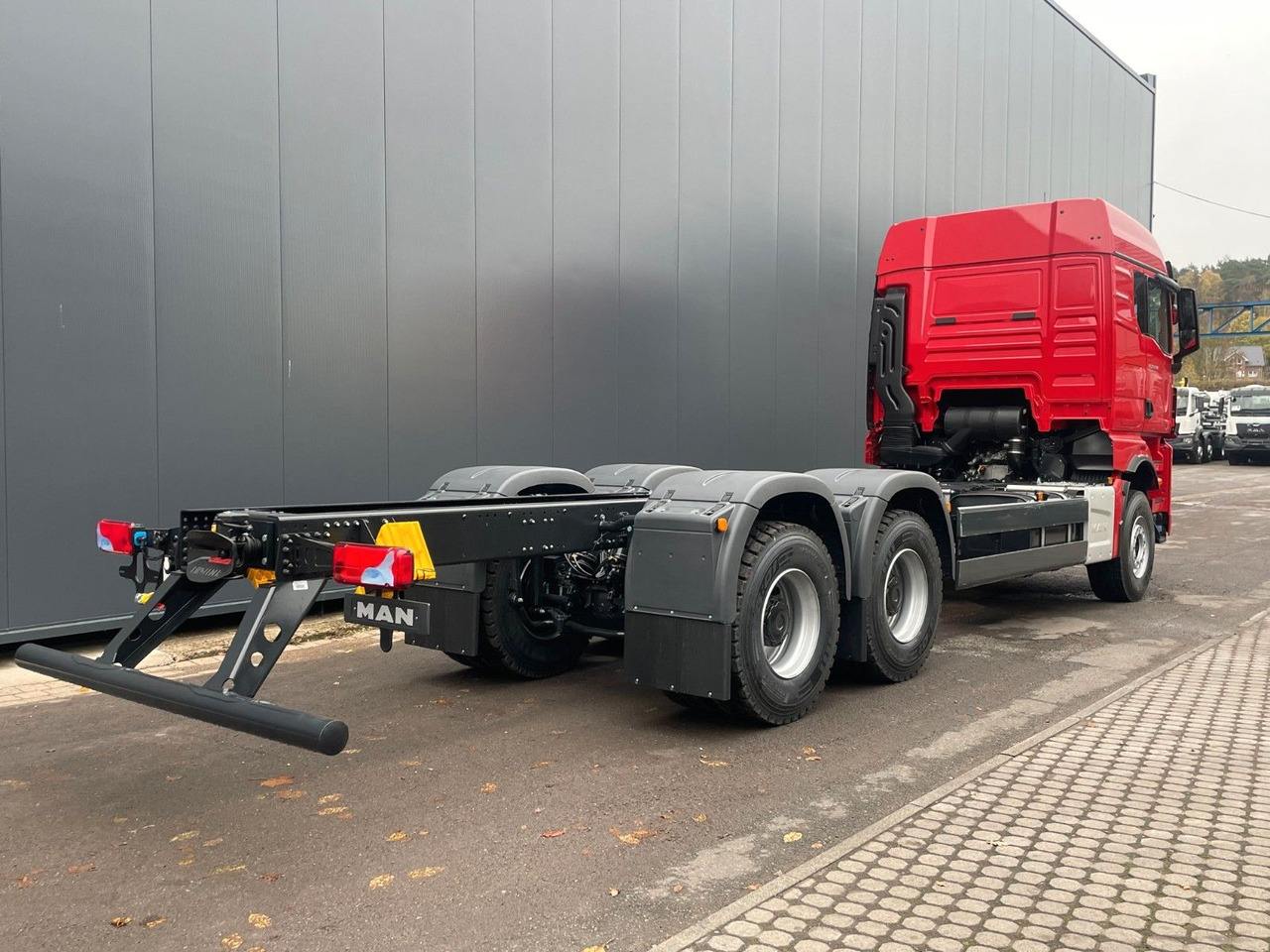 MAN TGX 33.510 6X4 BL - Chassi lastbil: bild 3 MAN TGX 33.510 6X4 BL - Chassi lastbil: bild 3