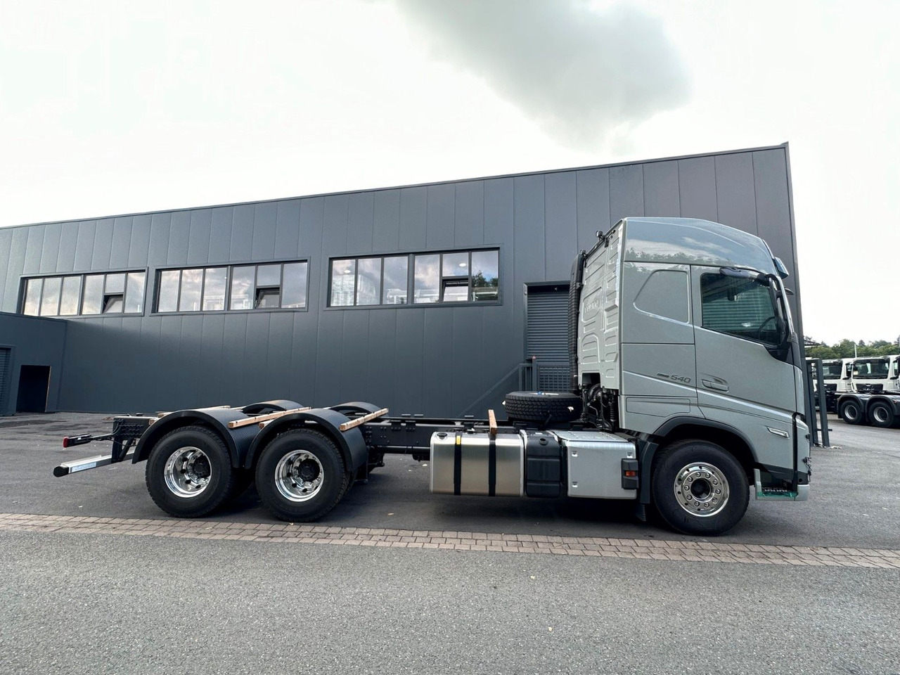 Volvo FH 540 6x4 - Chassi lastbil: bild 4 Volvo FH 540 6x4 - Chassi lastbil: bild 4