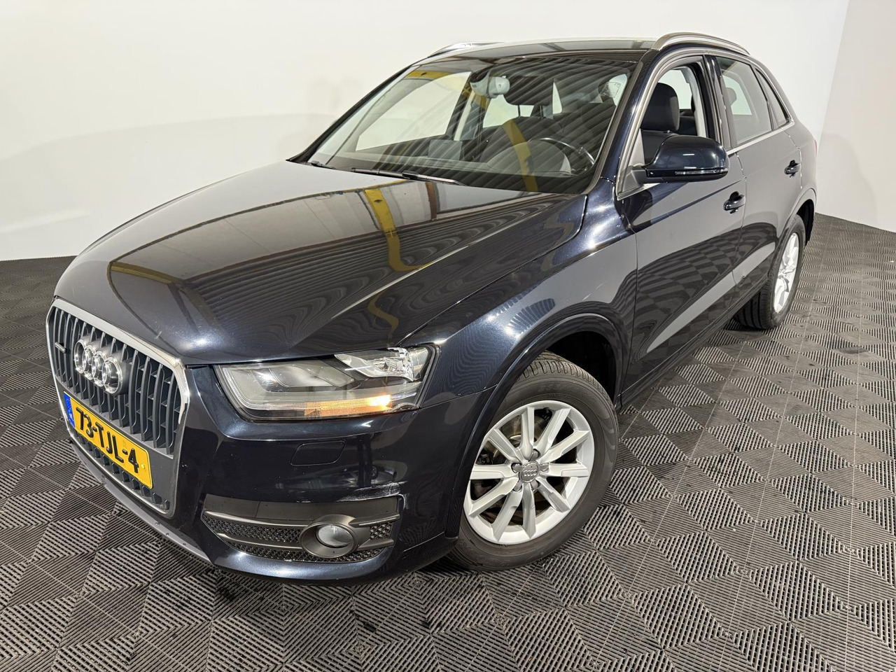 Audi | Q3 | 2.0 TFSI quattro Pro Line | 2012 | 206.736 km | 73TJL4 | Logisch - SUV: bild 1 Audi | Q3 | 2.0 TFSI quattro Pro Line | 2012 | 206.736 km | 73TJL4 | Logisch - SUV: bild 1