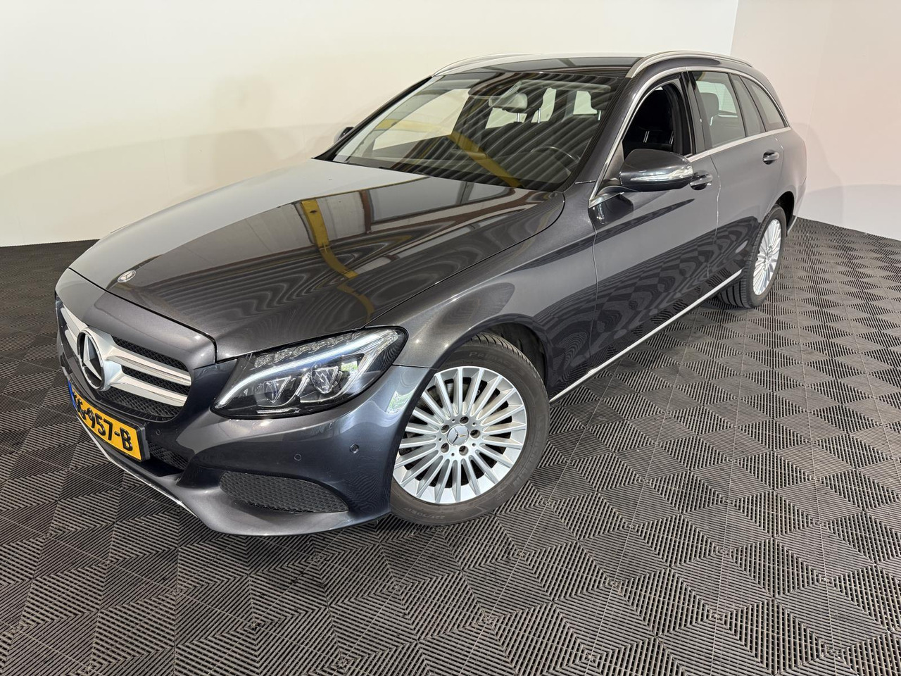 Mercedes-Benz C-klasse Estate 180 CDI Lease Edition | 2015 | 254.154 km | GG-957-B - Personbil: bild 1 Mercedes-Benz C-klasse Estate 180 CDI Lease Edition | 2015 | 254.154 km | GG-957-B - Personbil: bild 1