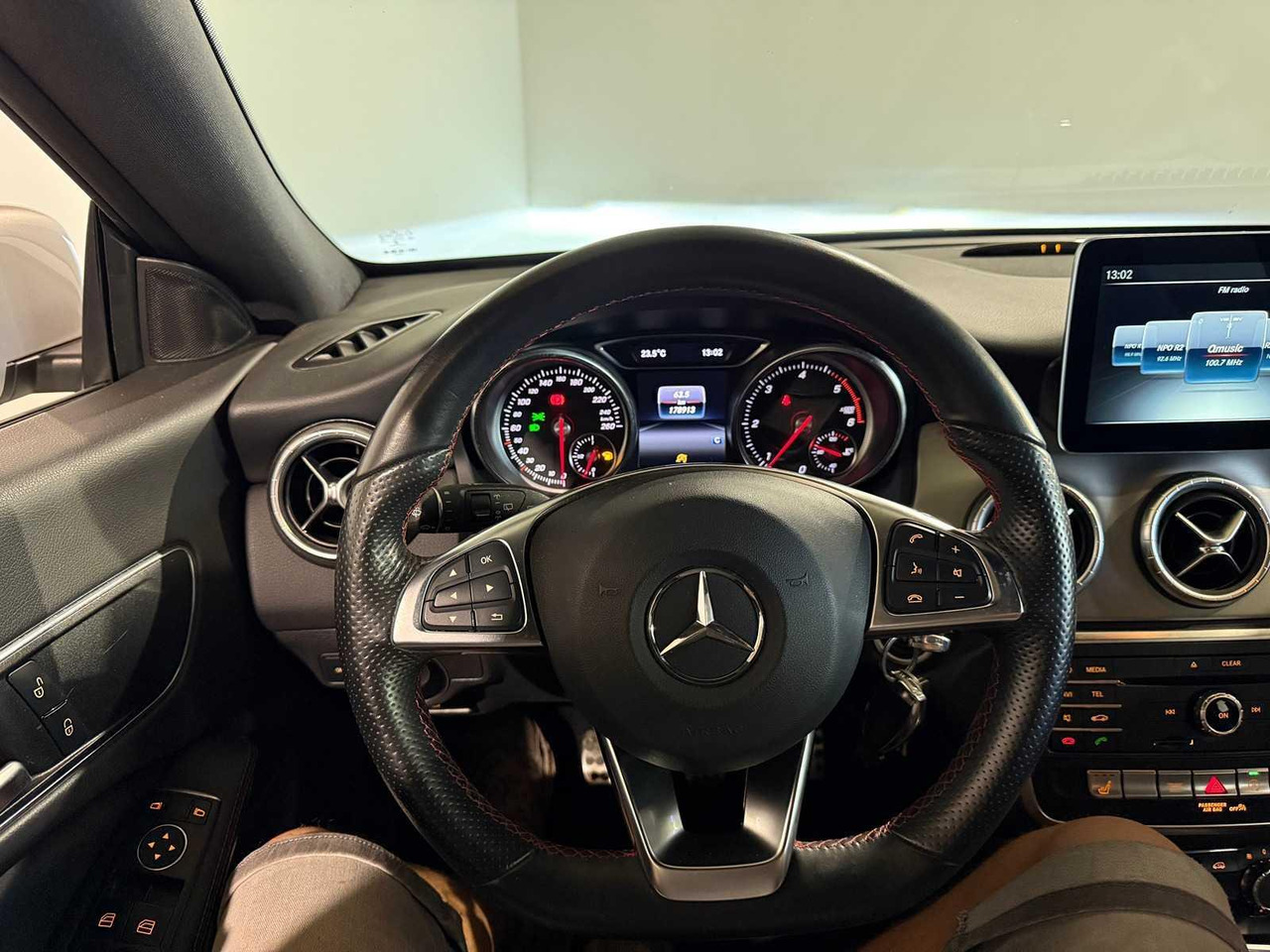 Mercedes-Benz CLA-klasse Shooting Brake 180 d Business Solution AMG | 2017 | 178.913 km | PB-314-X - Personbil: bild 3 Mercedes-Benz CLA-klasse Shooting Brake 180 d Business Solution AMG | 2017 | 178.913 km | PB-314-X - Personbil: bild 3