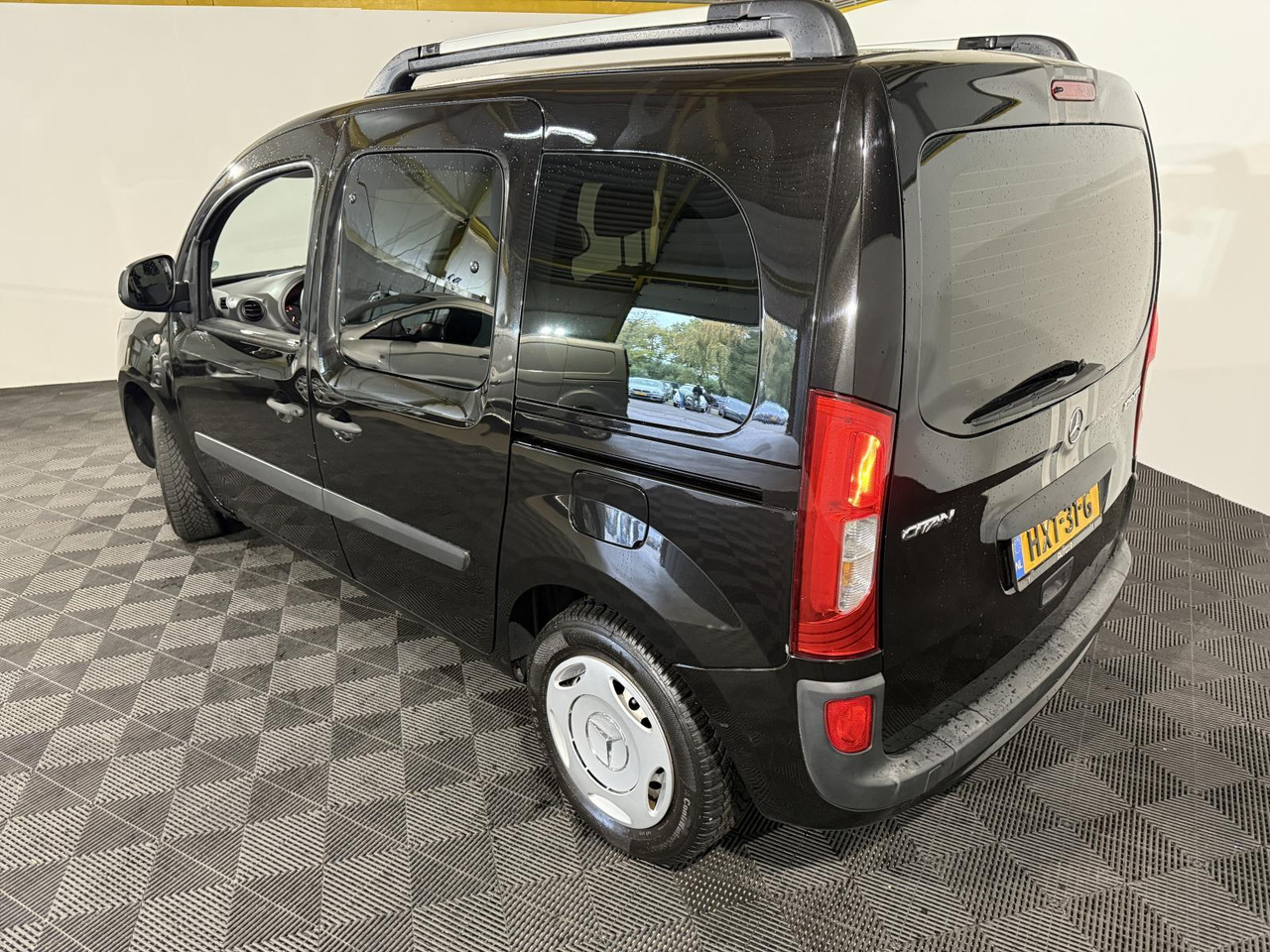 Mercedes-Benz | Citan | 109 CDI Trend | 2014 | 200.971 km | HXT31G | Geen oordeel - Personbil: bild 4 Mercedes-Benz | Citan | 109 CDI Trend | 2014 | 200.971 km | HXT31G | Geen oordeel - Personbil: bild 4