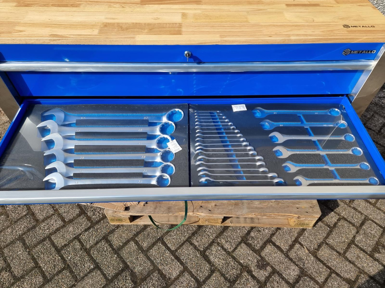 Metallo Mega Jumbo Gereedschapskist - Nieuw, 11 lades waarvan 9 gevuld met gereedschap - Garage & Verkstadsutrustning: bild 4 Metallo Mega Jumbo Gereedschapskist - Nieuw, 11 lades waarvan 9 gevuld met gereedschap - Garage & Verkstadsutrustning: bild 4