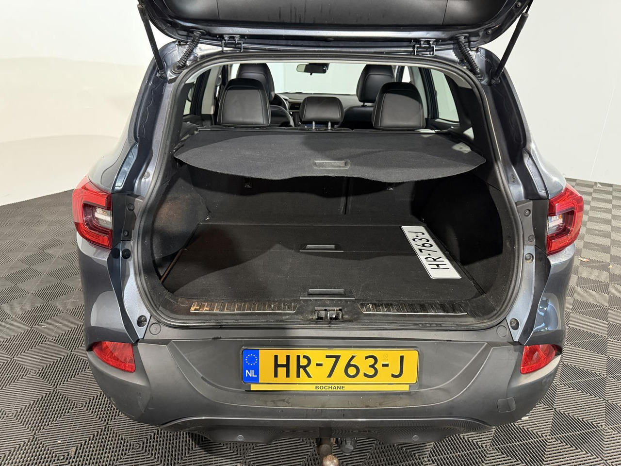 Renault | Kadjar | 1.2 TCe Intens | 2015 | 187.621 km | HR763J | Logisch - SUV: bild 2 Renault | Kadjar | 1.2 TCe Intens | 2015 | 187.621 km | HR763J | Logisch - SUV: bild 2
