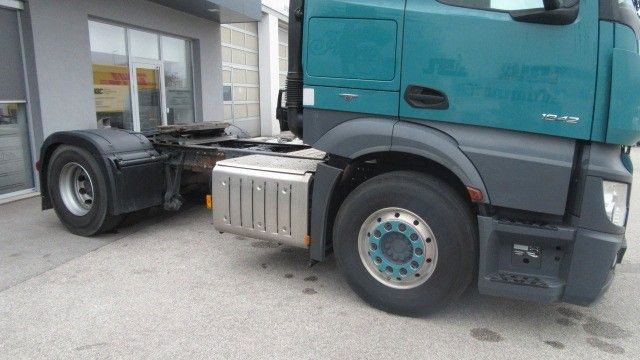 Mercedes-Benz 1842LS/37 mit Nebenantrieb Flansch - Dragbil: bild 4 Mercedes-Benz 1842LS/37 mit Nebenantrieb Flansch - Dragbil: bild 4