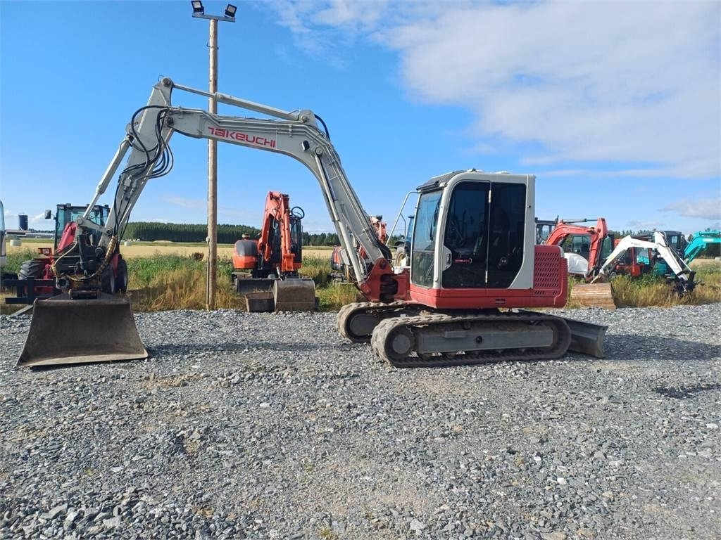Takeuchi Tb175 Engconilla - Minigrävmaskin: bild 1 Takeuchi Tb175 Engconilla - Minigrävmaskin: bild 1