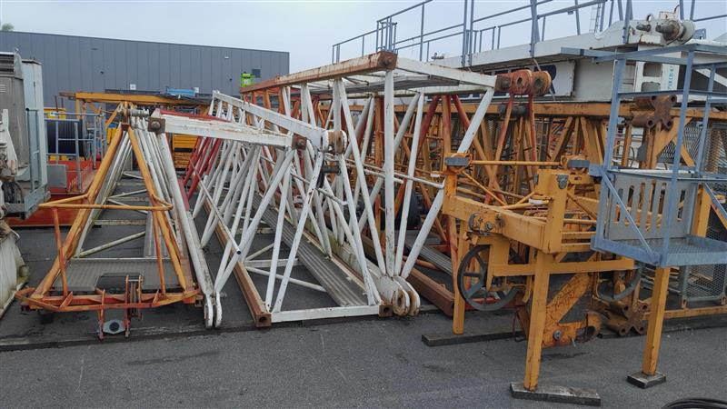 LIEBHERR 250 EC-B 12 Litronic - Tornkran: bild 2 LIEBHERR 250 EC-B 12 Litronic - Tornkran: bild 2