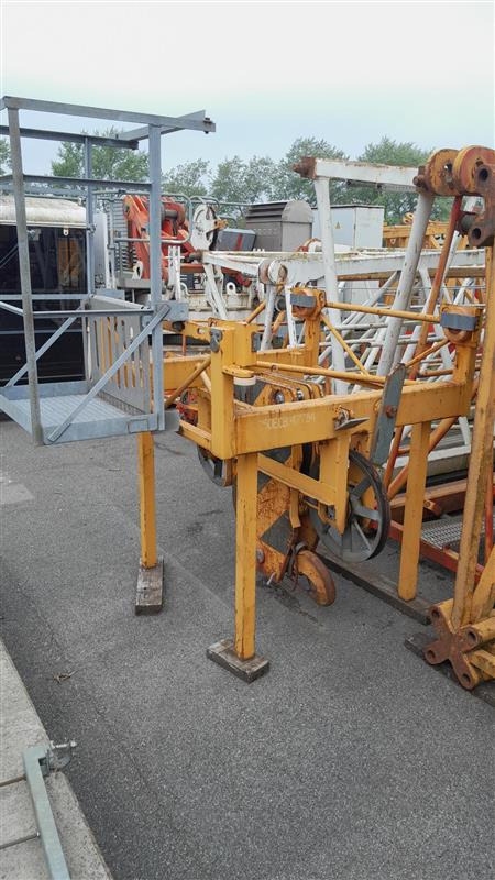 LIEBHERR 250 EC-B 12 Litronic - Tornkran: bild 3 LIEBHERR 250 EC-B 12 Litronic - Tornkran: bild 3