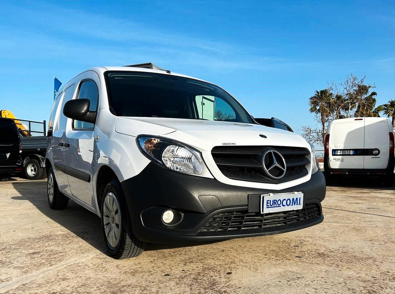Mercedes Benz Citan 111 cdi Long 3 posti - Små skåpbil: bild 2 Mercedes Benz Citan 111 cdi Long 3 posti - Små skåpbil: bild 2
